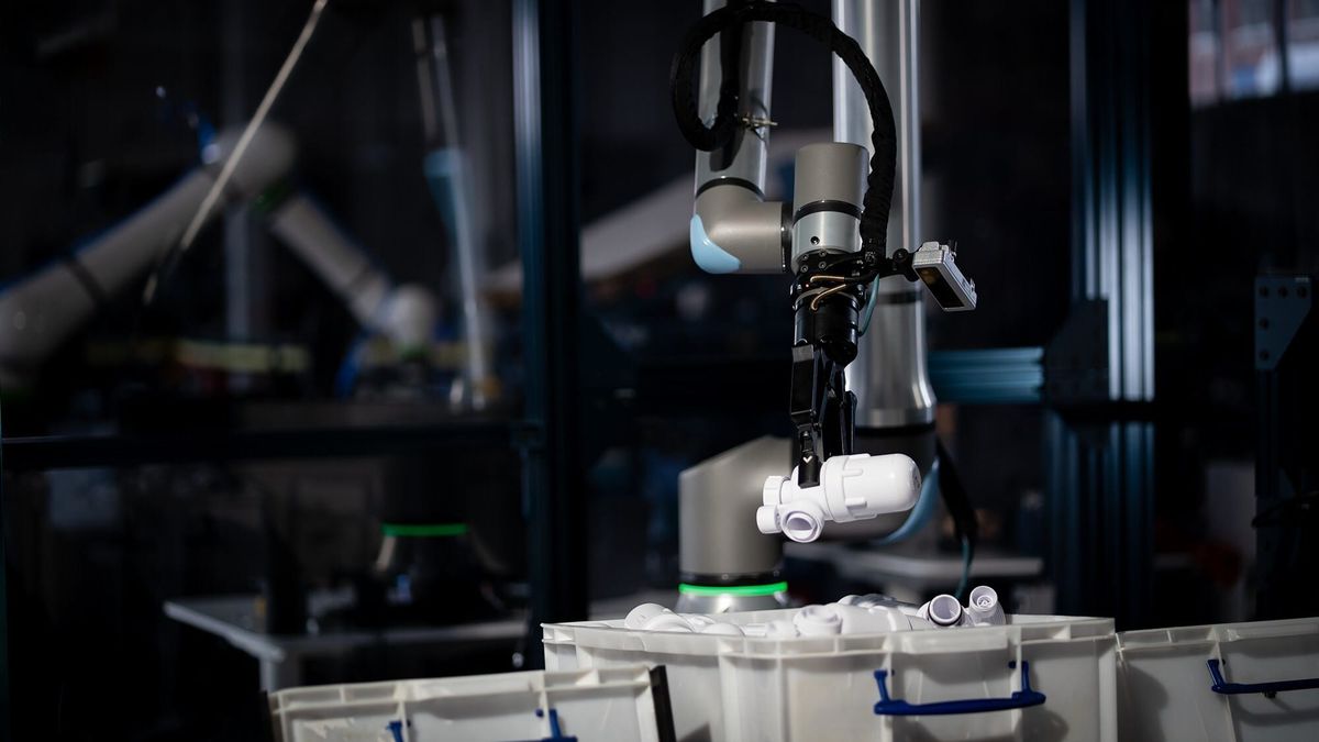 Vention Launches Turnkey AI System for Autonomous Bin Picking