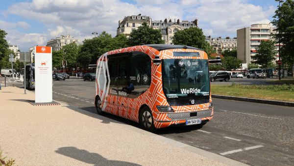 WeRide and Renault Expand Robobus Service at French Open