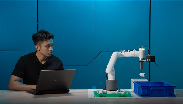 Elephant Robotics Aims at Education and Research with Latest Robotic Arm