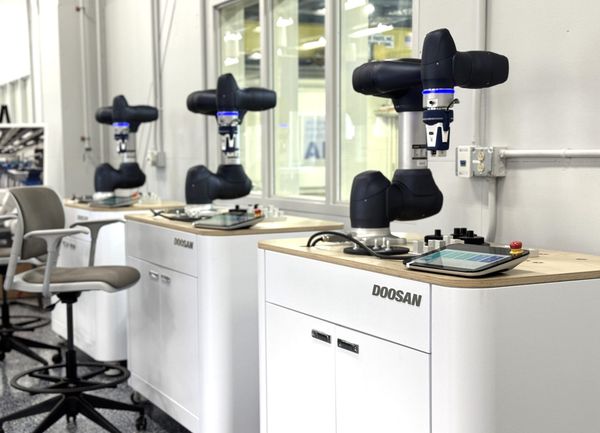 Doosan Opens Authorized Robotics Center to Advance Workforce Training in Maine