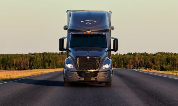 International Motors Begins Testing Autonomous Trucks on I-35 Corridor