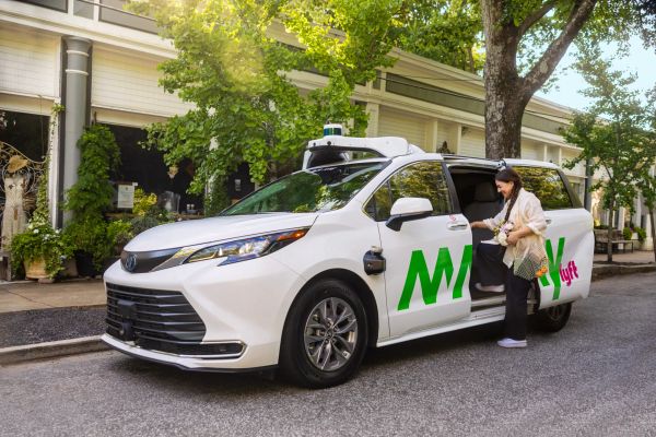 Autonomous Lyft Rides Launch in Midtown Atlanta with May Mobility