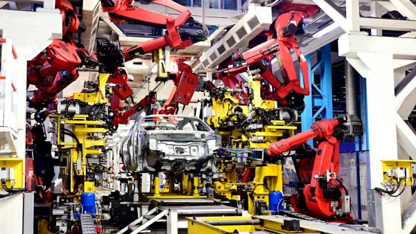 European Investment Bank Backs Comau with €50 Million for Robotics and Automation R&D