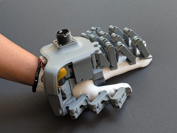 SenseGlove Launches Exoskeleton Glove for Robotic Control and Force-Based Training