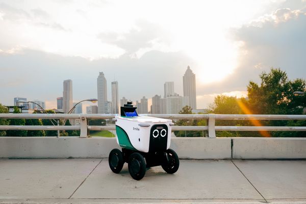 Serve Robotics Reaches 2,000-Robot Milestone, Scaling Nation’s Largest Sidewalk Fleet