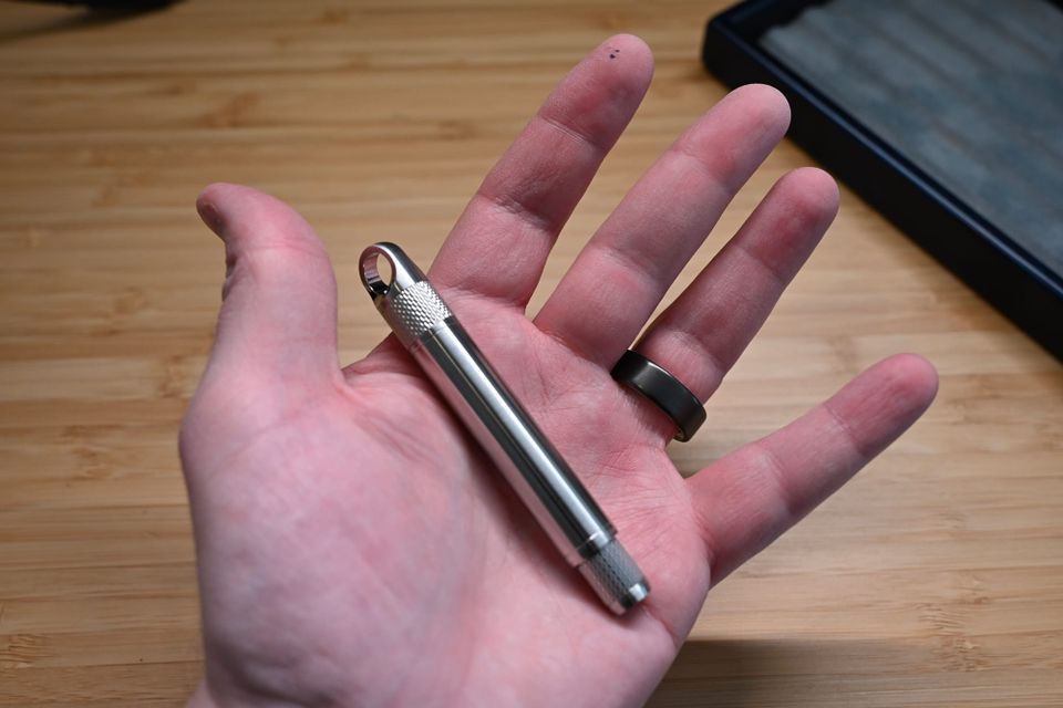 Thomas Slim comes out swinging in the pocket fountain pen category