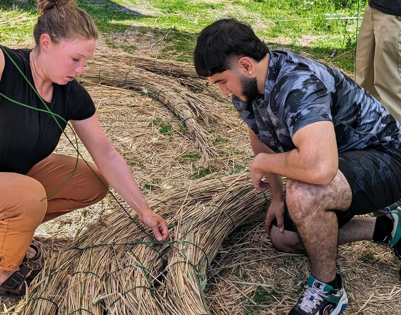 José, un joven colombiano comparte la importancia de la agricultura sostenible de Eastie Farm