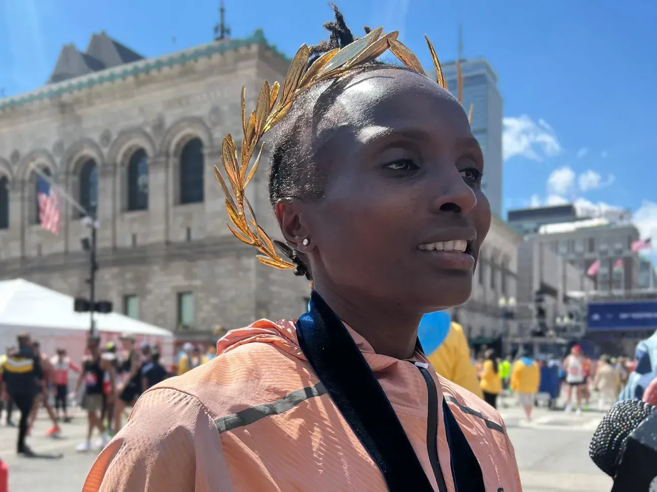 Más de 100 atletas reconocidos a nivel mundial inaugurarán el fin de semana del Boston Marathon