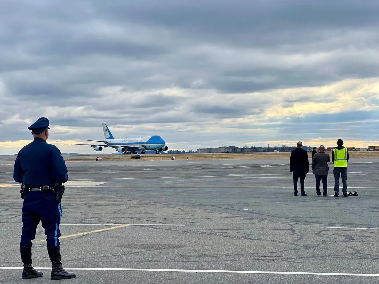 La tormenta nor’easter afecta vuelos en el Logan Airport