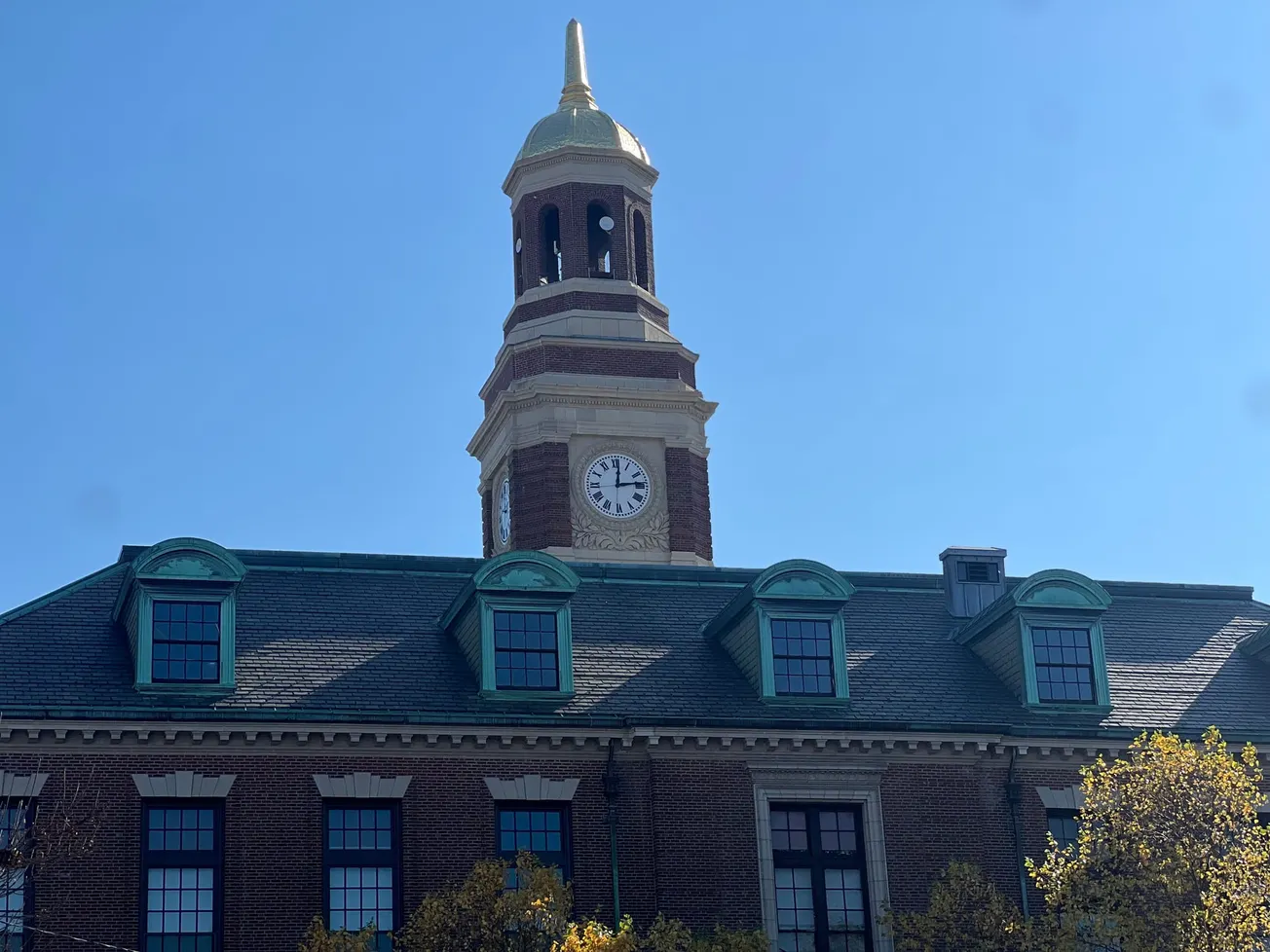 Chelsea hará una reunión abierta para hablar sobre la seguridad y las acciones del gobierno federal en la ciudad