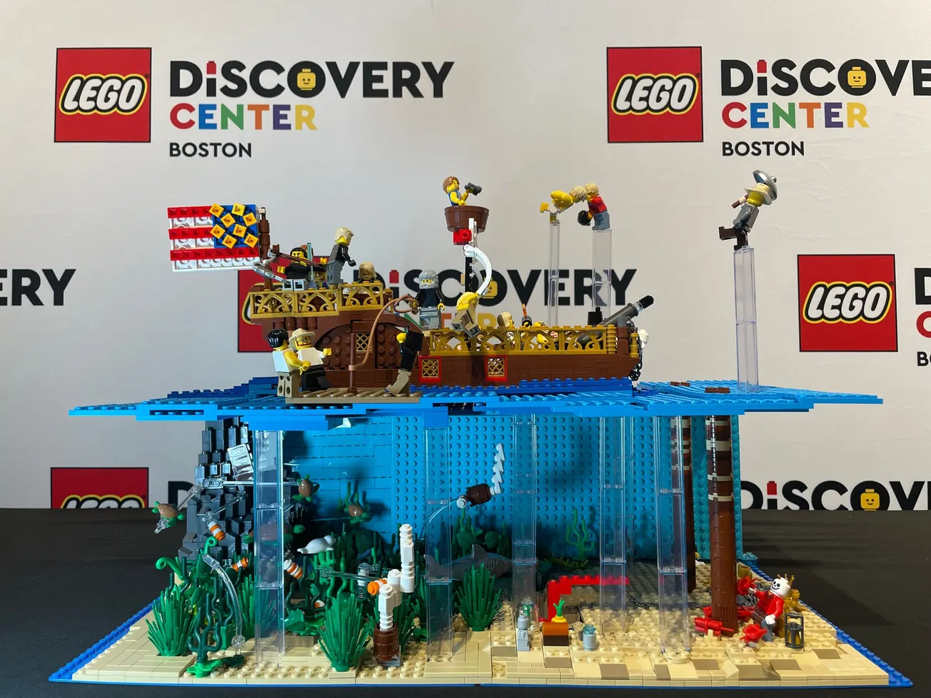 LEGO comienza actividades de verano con la nueva creación de un joven local