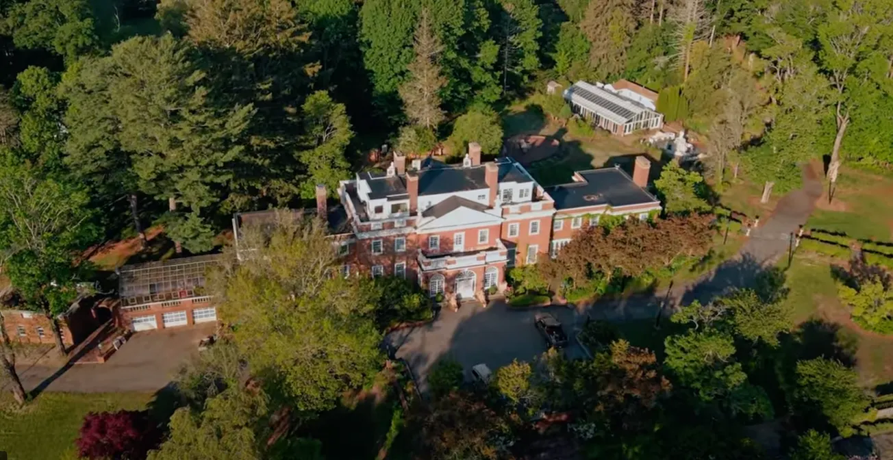 La mansión Seven Pines será subastada por deuda hipotecaria