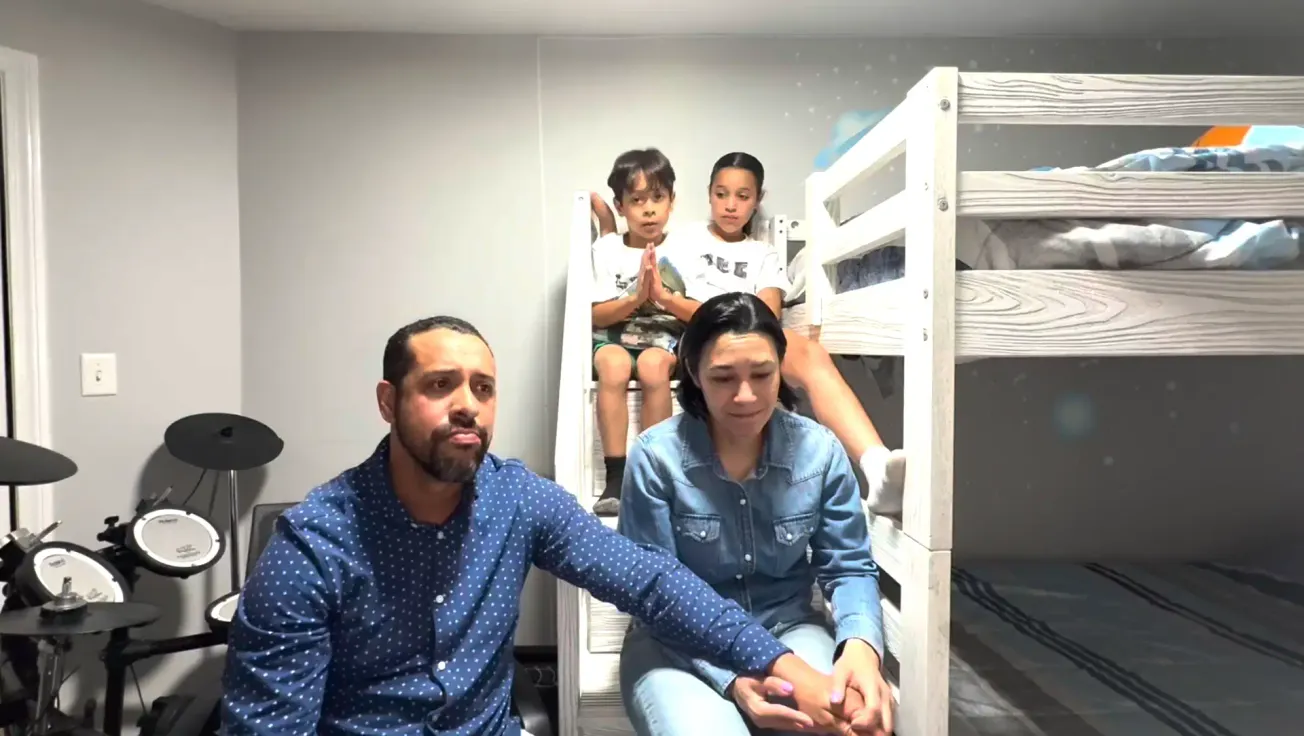 "ICE, por favor sáquenlo": La familia de un adolescente detenido en Milford suplica por su liberación