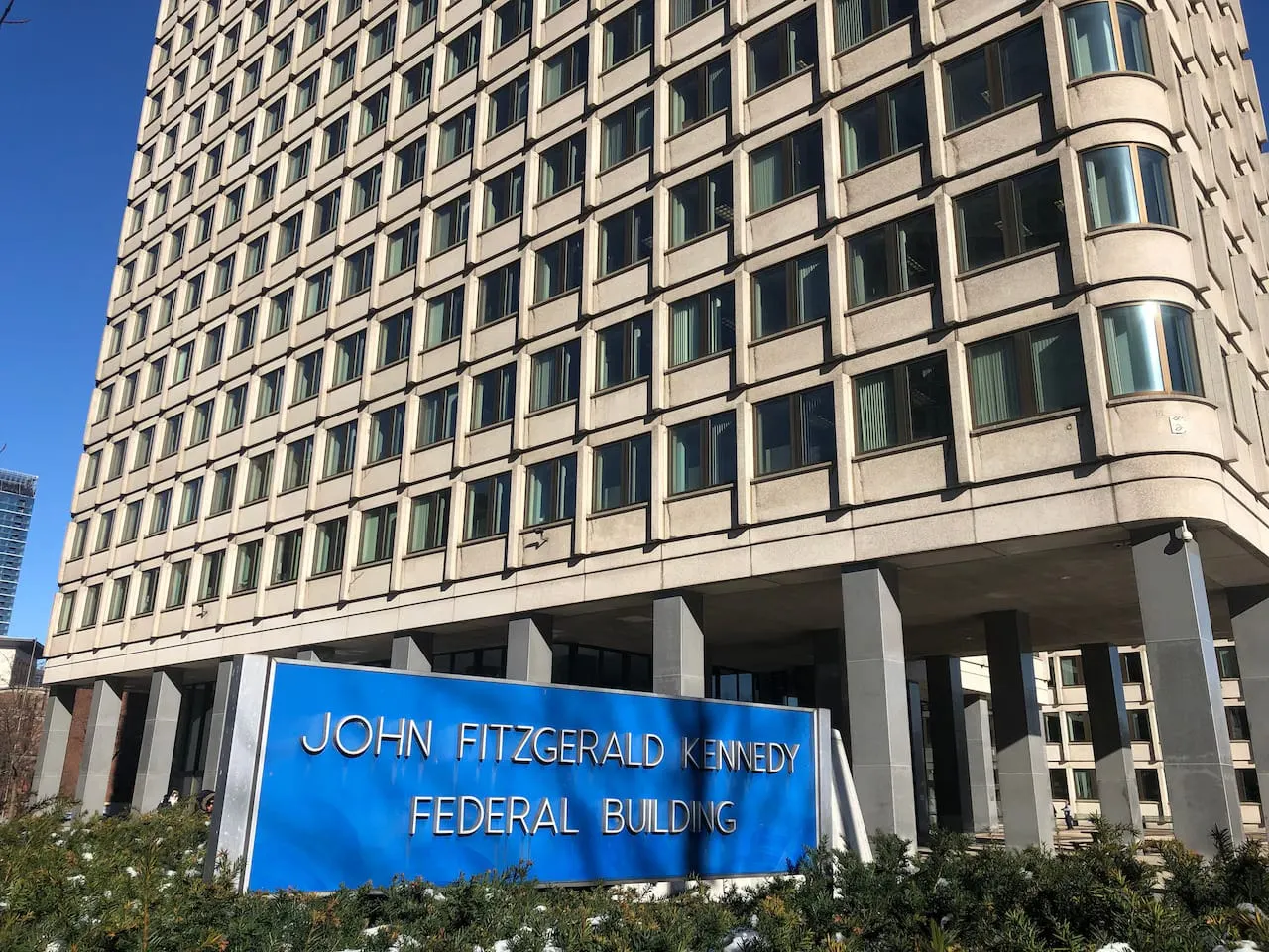 Massachusetts acaba de destinar $5 millones para asistencia legal a inmigrantes. Esto es lo que sigue