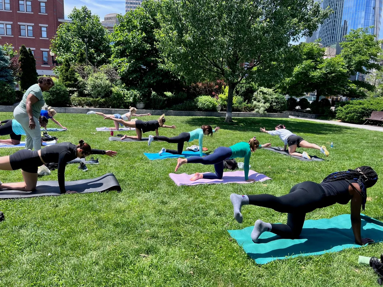 Estas son las clases de ejercicios al aire libre que tendrá el Rose Kennedy Greenway este verano