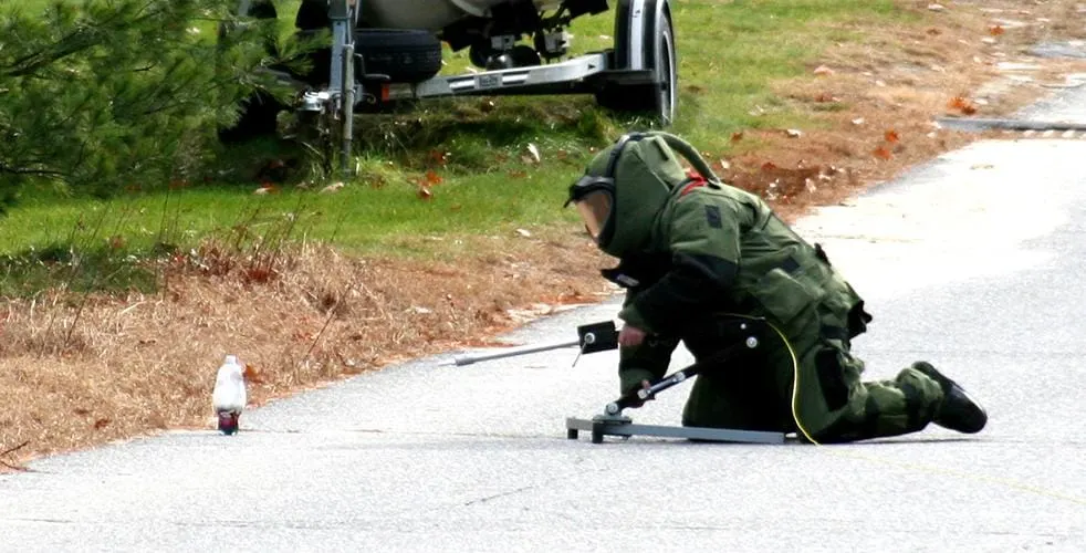 Despliegan Unidad Antibombas por paquete sospechoso en Boston Common