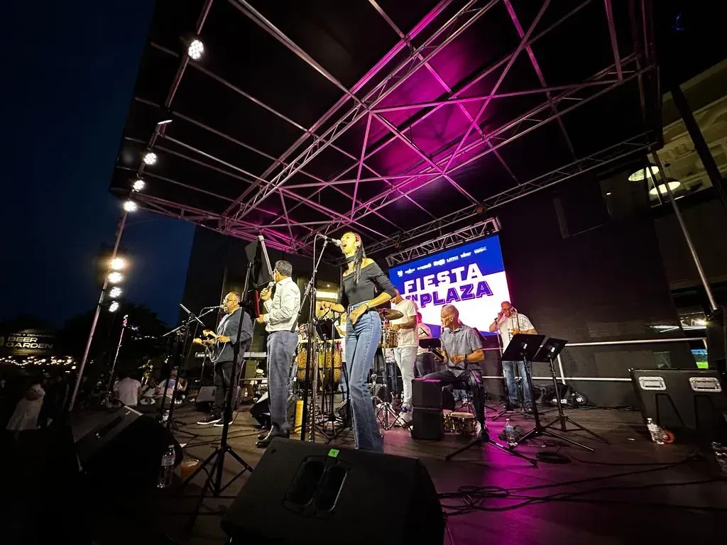 Vuelven los eventos culturales gratis al City Hall Plaza
