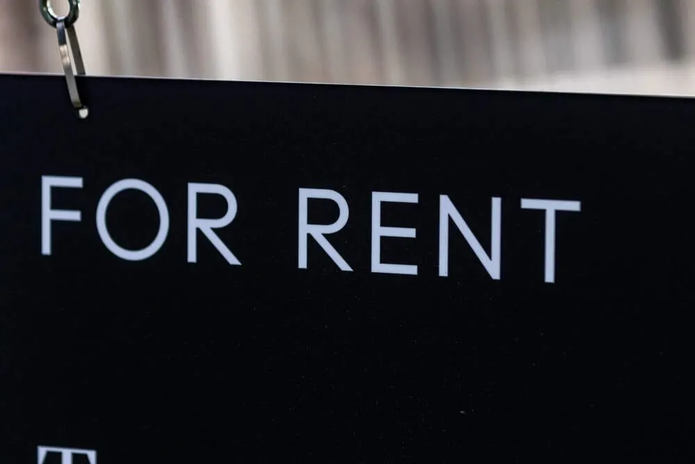 Estudiantes internacionales firman menos contratos de alquiler en Boston ante un futuro incierto