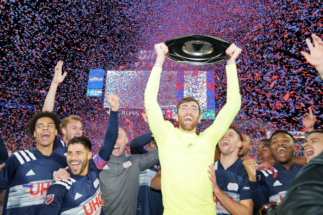 Matt Turner vuelve al Revolution