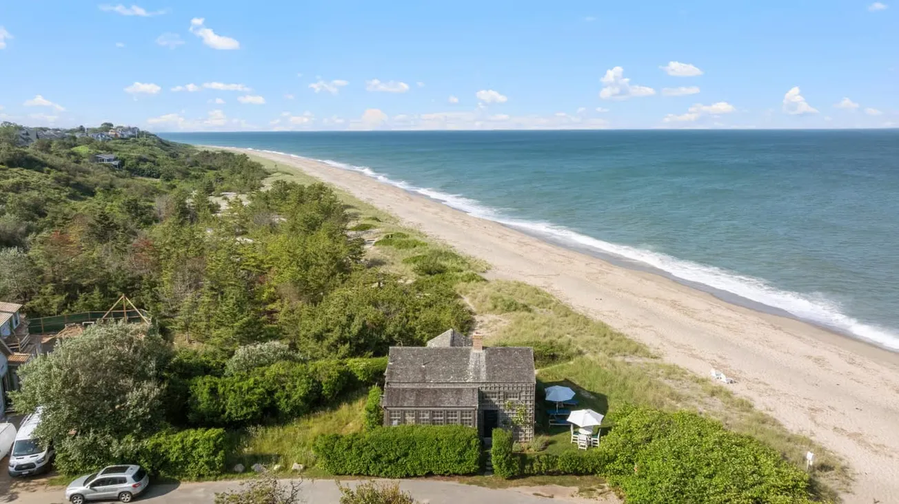El ex entrenador de los New England Patriots vende casa en Nantucket por $3.895 millones