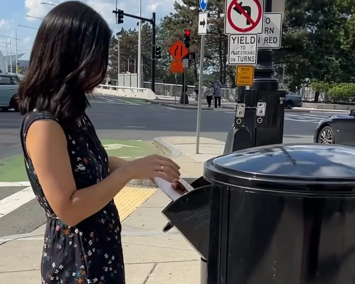 Boston instala nuevos basureros contra la infestación de ratas