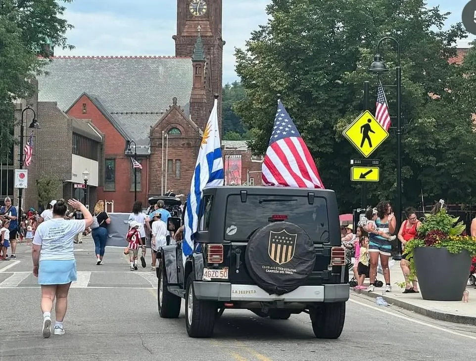 Celebra los 200 años de independencia de Uruguay en el festival Urufest