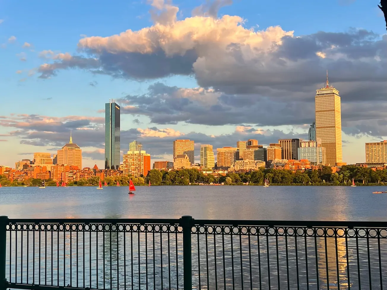 Ocho universidades en Massachusetts fueron nombradas entre las mejores para el éxito profesional