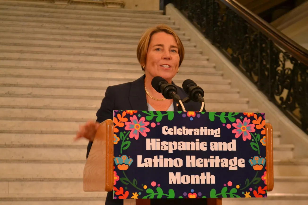 Durante el Mes de la Herencia Hispana, Healey reconoce: “La comunidad latina impulsa Massachusetts”