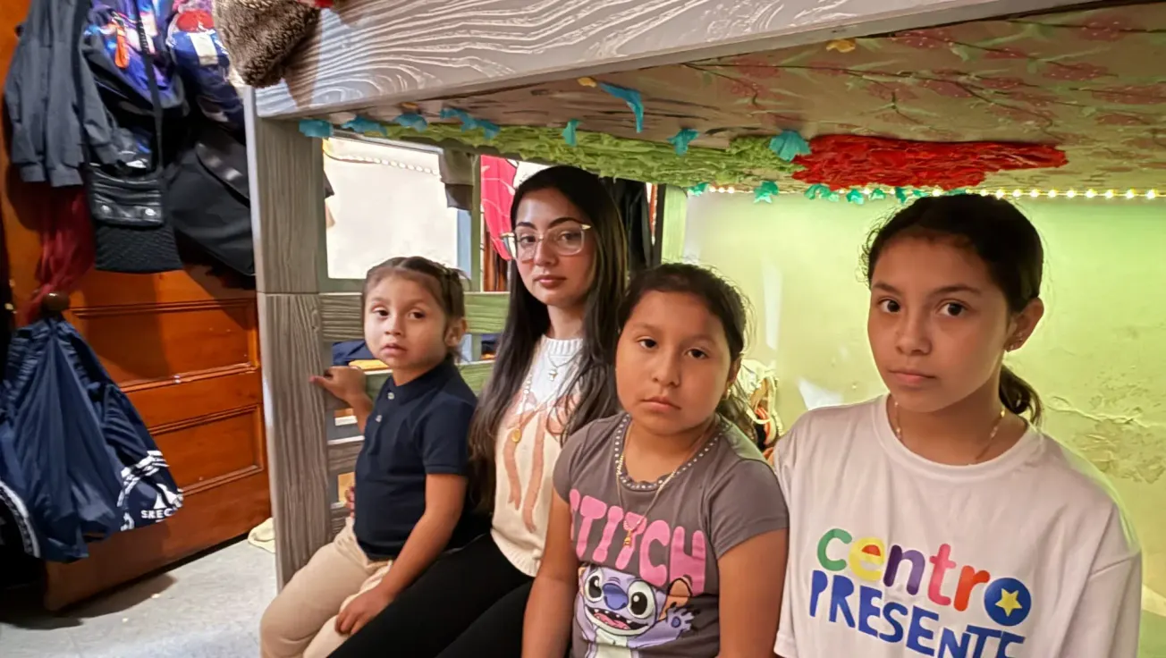 Es mi responsabilidad: Tras las redadas de ICE, los jóvenes apoyan a sus familias