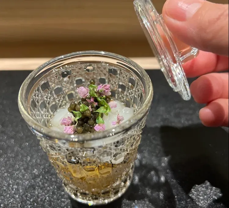 Restaurante de Boston gana la primera estrella Michelin en la historia de la ciudad; otros locales también fueron reconocidos