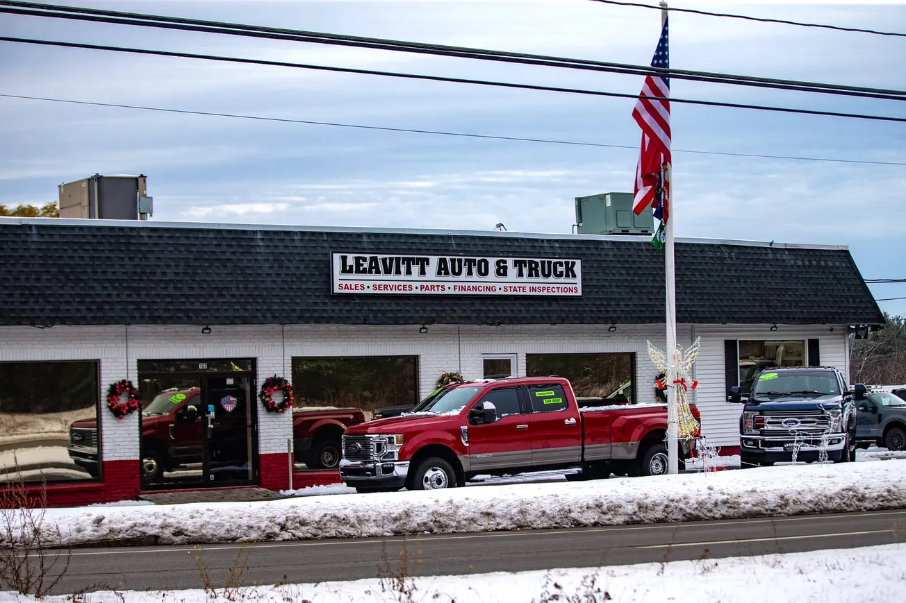 Hermano de la secretaria de prensa de la Casa Blanca tuvo un conflicto de custodia con su ex; ahora está bajo custodia de ICE