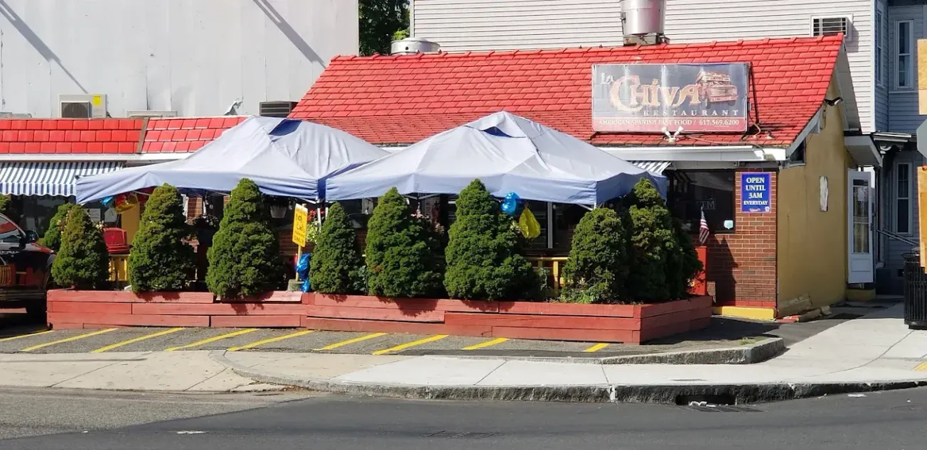 Estos son otros restaurantes de Boston que ofrecen deliciosos platos navideños latinoamericanos