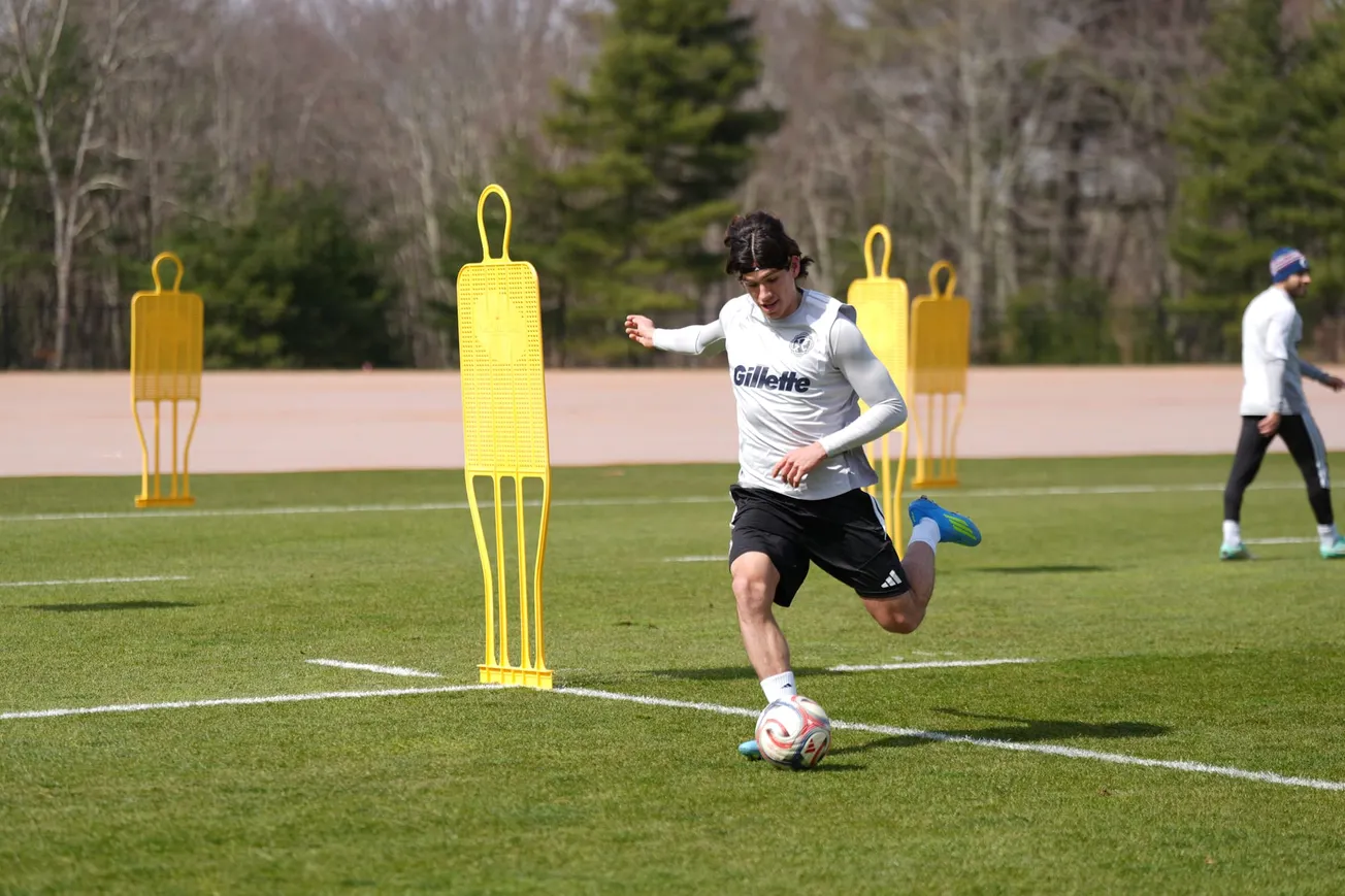 El Revolution adquiere temporalmente al delantero ecuatoriano Marcos Zambrano que viene de Real Salt Lake