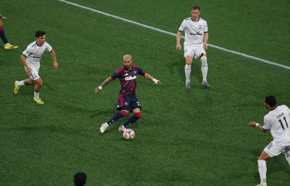 Diego Fagundez lidera el triunfo en su regreso y el New England Revolution avanza a octavos