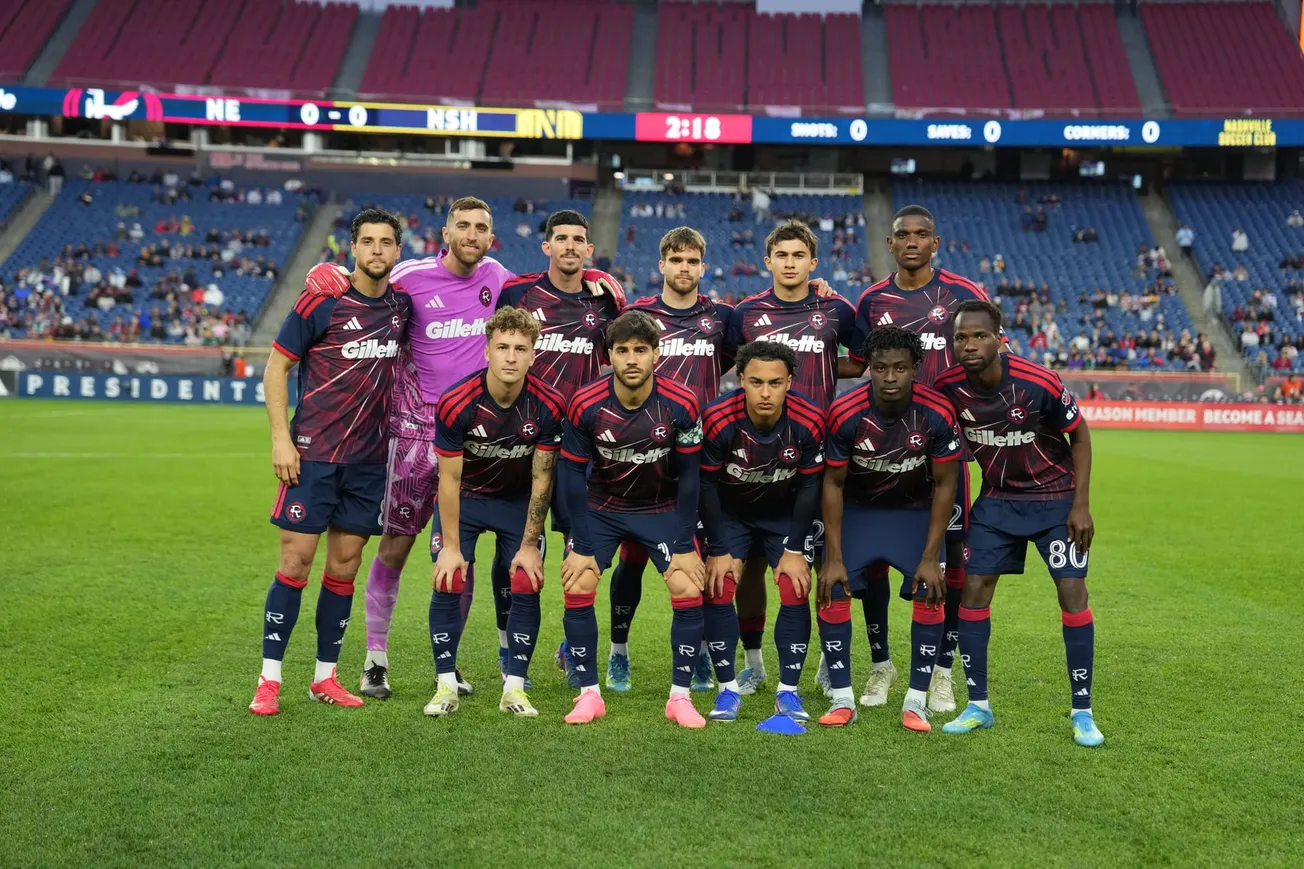 NEW ENGLAND REVOLUTION PIERDE EL INVICTO EN CASA TRAS CAER 0-3 ANTE NASHVILLE SC, QUIEN DA UN GOLPE DE AUTORIDAD Y A MEDIO GAS EN EL GILLETTE STADIUM