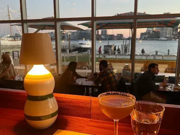 Ya puedes comer afuera en Boston: 160 restaurantes abren terrazas hasta octubre