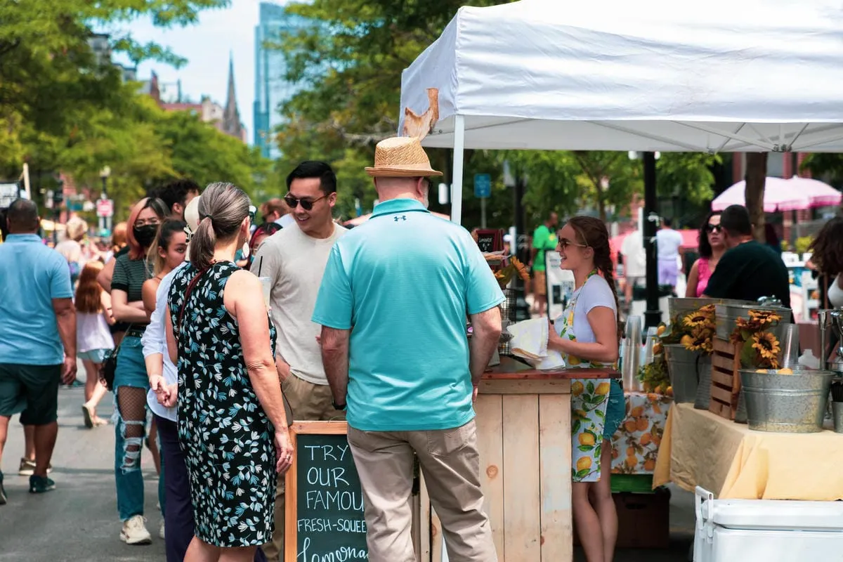Open Newbury Street regresa este verano: estas son las fechas 2026