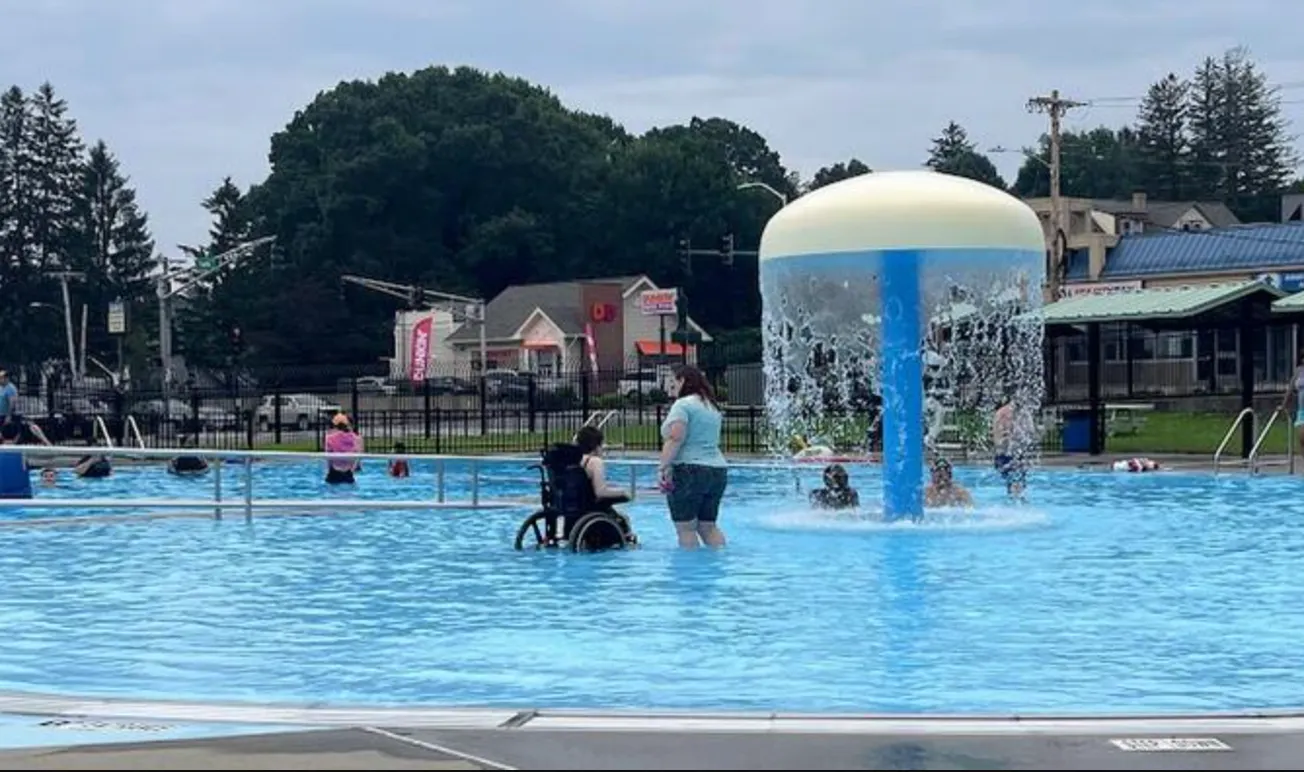 Massachusetts ofrece un verano accesible con actividades adaptadas para personas con discapacidades y mayores