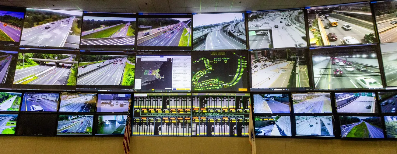 El jefe de carreteras de Massachusetts presenta el plan del Estado para reducir la conducción en sentido contrario