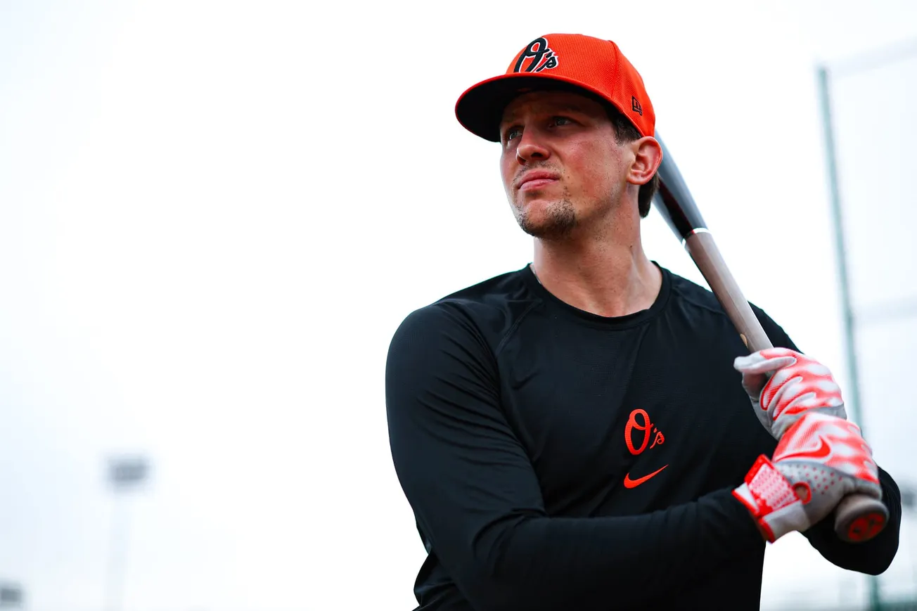 Red Sox adquieren un catcher y entregan a dos venezolanos, entre ellos Carlos Narváez