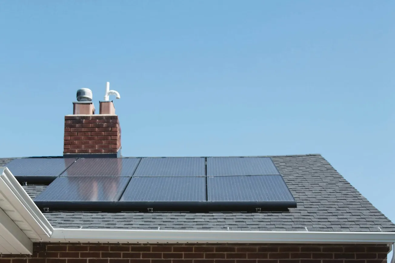 Nuevo programa de energía solar busca ayudar a residentes de Chelsea, Cambridge y Boston a ahorrar en sus facturas de luz