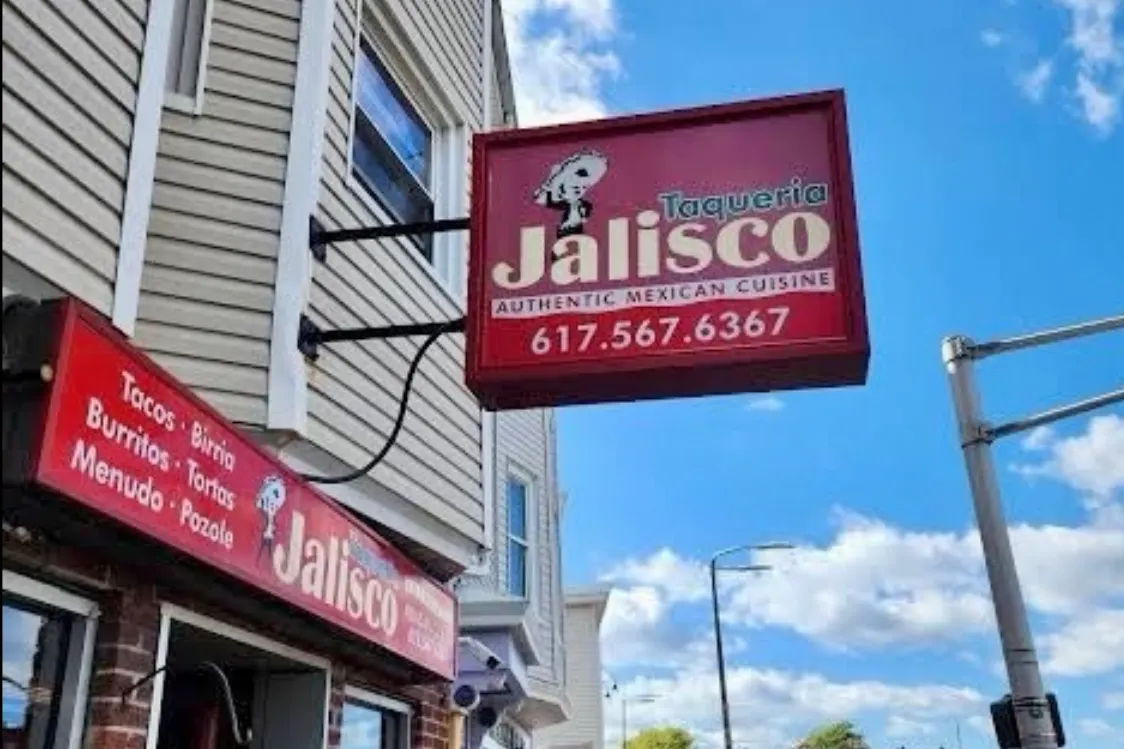 Tres restaurantes latinos entre los 38 mejores de Eater Boston