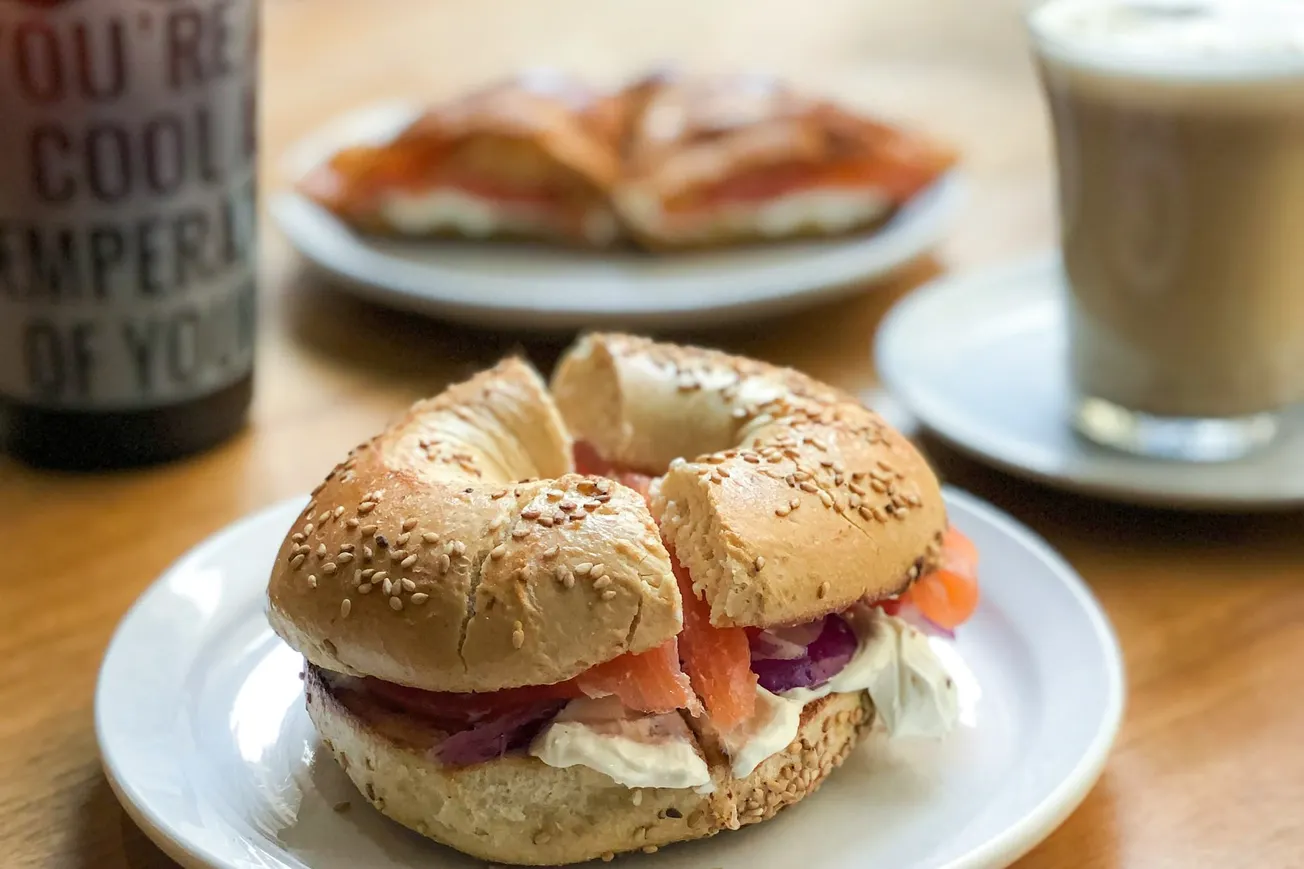 Café gratis en Southie: un pop-up regala café y bagels este sábado