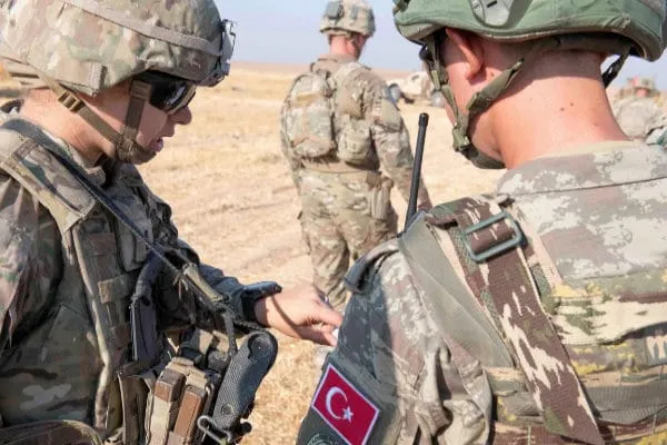 Estados Unidos atacó infraestructuras de milicias en Siria apoyadas por Irán