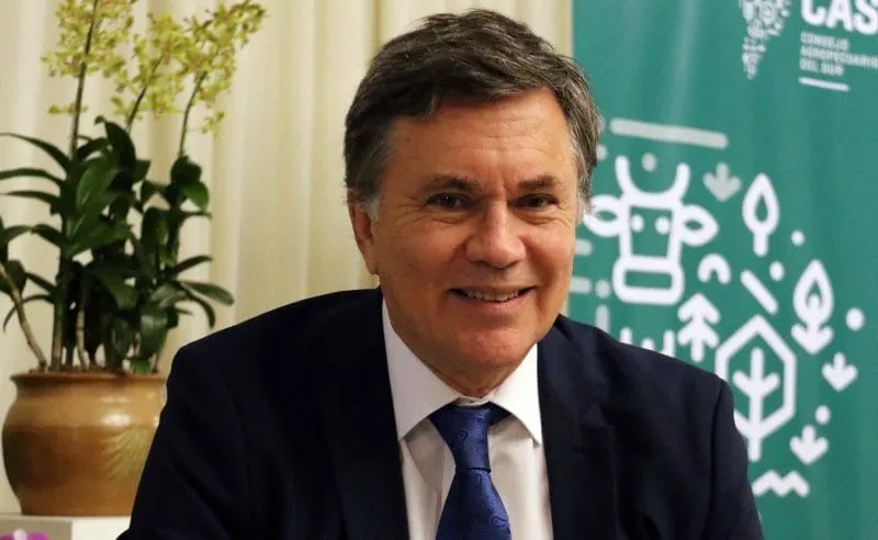 Tom Vilsack confirmado para un segundo período como Secretario de Agricultura