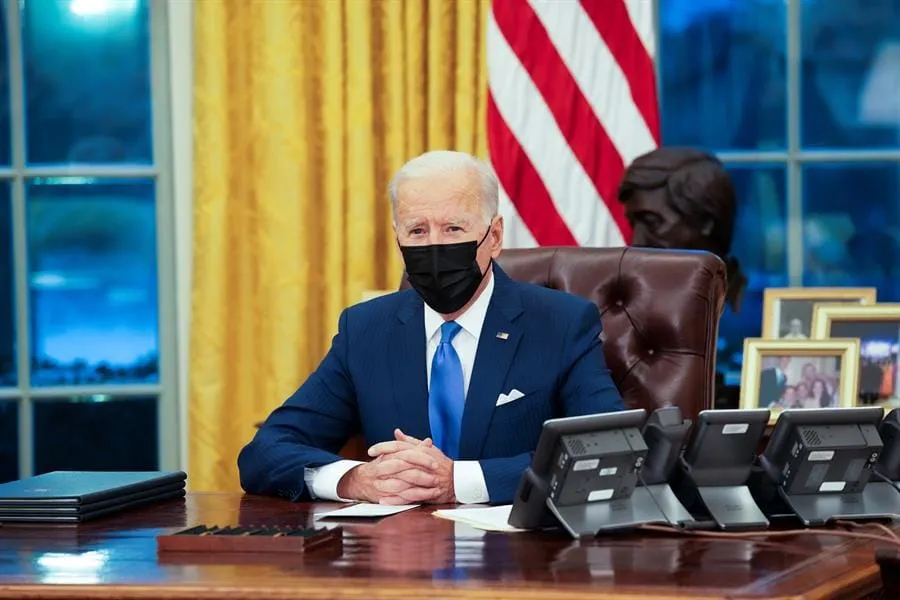 Especial | Biden deberá decidir si negocia o avanza con su proyecto de alivio económico