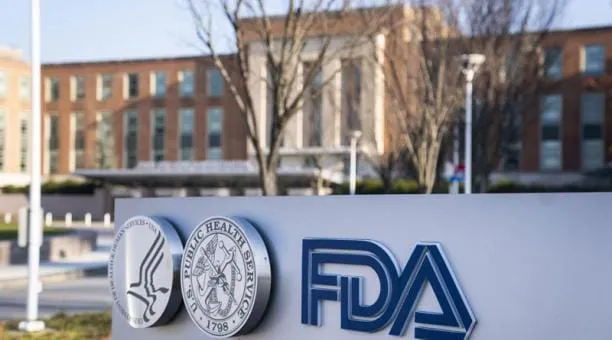 Asesores de la FDA votarán si es necesario el refuerzo de las vacunas COVID-19 de Pfizer