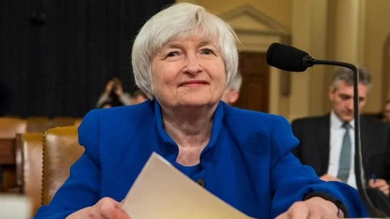 Yellen: «Preguntar si los aumentos de impuestos dañarán la economía no es la pregunta correcta»