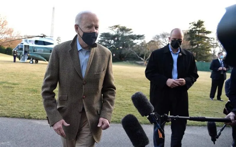 Biden recurre a Gene Sperling para supervisar aplicación del paquete de estímulo