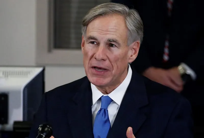 Texas prohíbe la imposición de mascarillas en escuelas y entidades gubernamentales